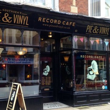 Pie&Vinyl Celebrates National Album Day - Oct 12th